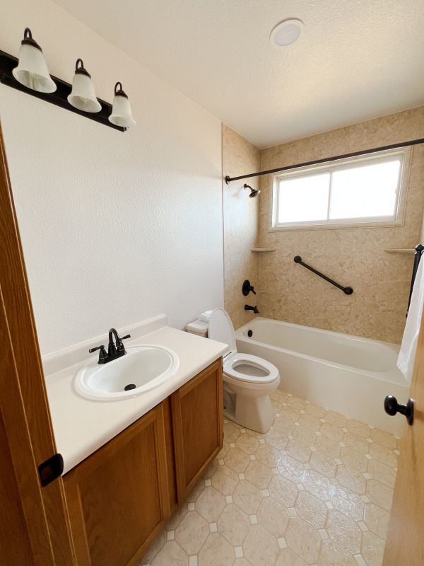 Top Bathroom Remodeling Companies in Barberton, OH